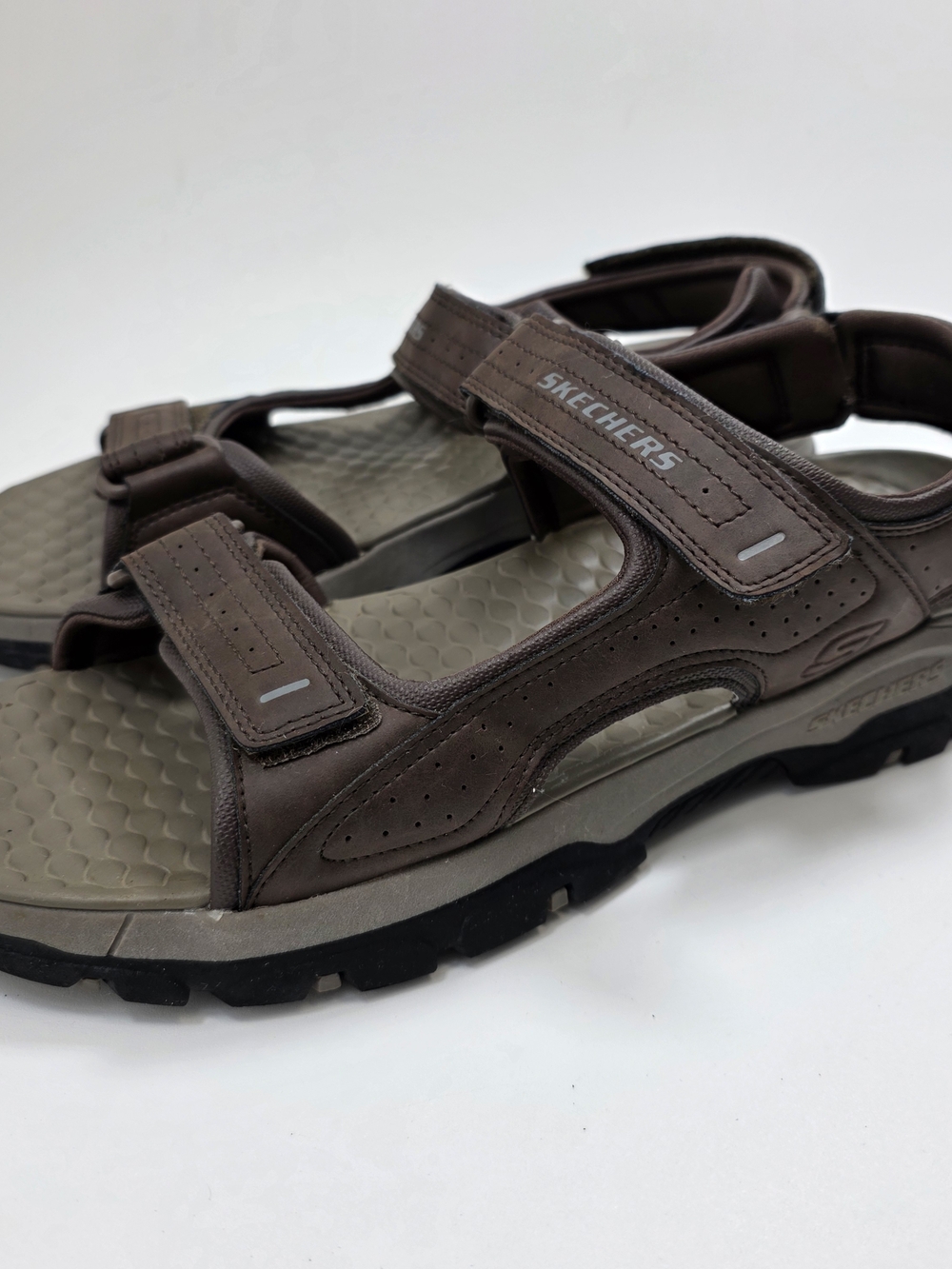 Skechers Men's Relaxed Fit Tresmen Garo Sandals Brown Size 13